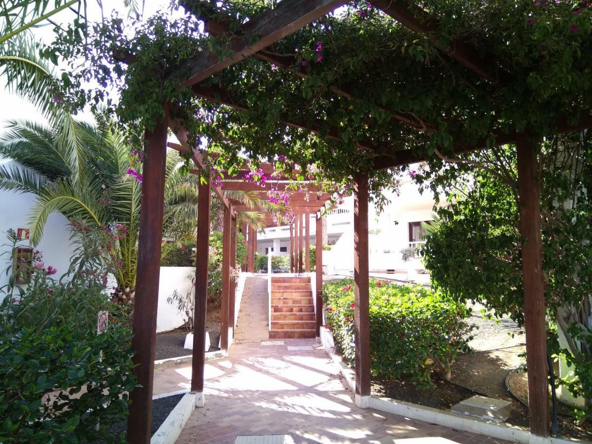 Pistachio Apartment Lanzarote Apartment Costa Teguise Luaran gambar