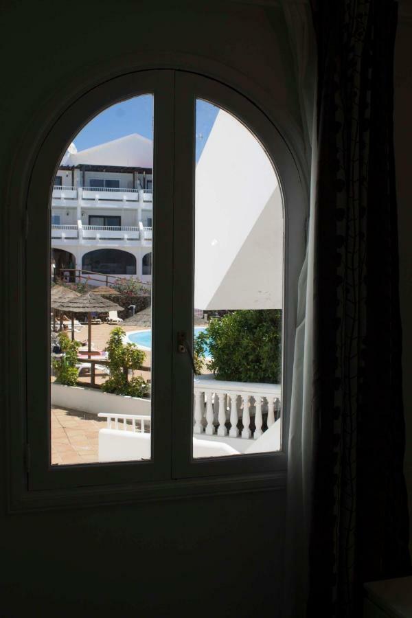 Pistachio Apartment Lanzarote Apartment Costa Teguise Luaran gambar